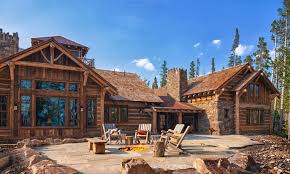 Rustic Log Cabin Chalet In Montana