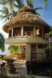20 Spectacular Tropical Villa Designs