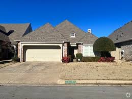 luxury houses for in jenks ok