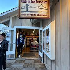 top 10 best souvenirs in oakland