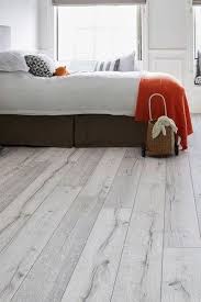 glossy wooden laminated flooring for