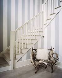 Best Staircase Wall Colour Combinations
