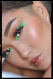inspo rock a neon green eyeshadow look