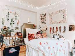 Dorm Wall Decor Ideas For College Students