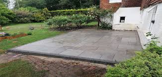 Limestone Patio With Edging Case
