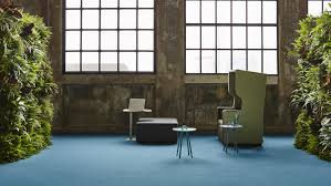 wall to wall carpet as a floor covering