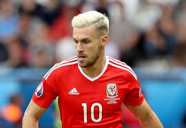 Aaron ramsey of arsenal during a training session, on the eve of their uefa europa league match against s.s.c. Dele Alli Joins Tournament Tradition Of Going Blonde As He Shows Off New Lighter Tips In His Dark Hair