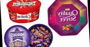 Does asda sell black magic chocolates / it's frida. Asda Is Selling Two Tubs Of Christmas Chocolates Including Celebrations Heroes And Quality Street For 7 Hot World Report