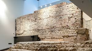 London Roman Wall On Display After 40