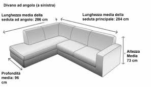 Il divano angolare piccolo, molto spesso, è un divano salva spazio, dotato di cassetti, all'interno dei quali poter inserire dei libri o altri piccoli oggetti del living. Divani Ad Angolo Dimensioni Vantaggi Materiali Ed Opzioni Anche Letto
