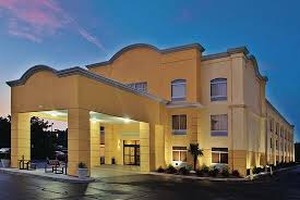 pet friendly hotel along i 95 review