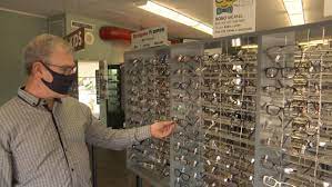 Eyeglass Factory Gives Free Glasses To