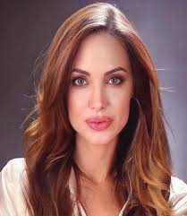 how angelina jolie looks without makeup