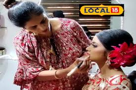 enhance your beauty by doing parlour
