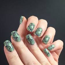 glitter mermaid tail nail art mint