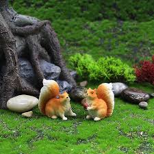 2 Little Squirrels Garden Statue