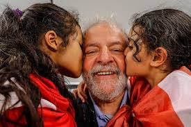 Resultado de imagem para Lula com as crianÃ§as