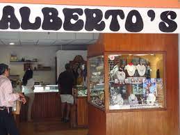 alberto s jewelry in zihuatanejo a