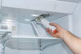 lg refrigerator is leaking water