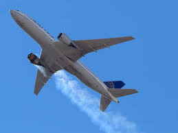 A united airlines plane bound for honolulu suffered an engine failure shortly after takeoff from denver on saturday, the federal aviation administration said. Eagm1igesvfndm