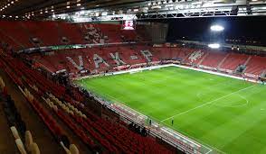 Before moving into de grolsch veste fc twente had previously played their home matches at the larger capacity 30,206 stadium anticipated the growing fanbase fc twente were receiving, and at an. Grolsch Veste Fc Twente Enschede The Stadium Guide