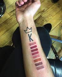 boy gets kylie jenner lip kit tattoo