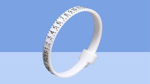 How To Measure Ring Size A Ring Size Chart And 2 More Tips