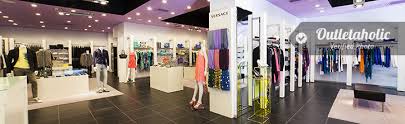 versace outlet sicilia outlet village