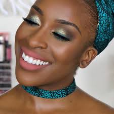 beauty vlogger jackie aina challenges