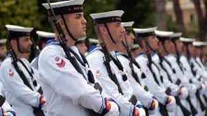 Link per accedere alla pagina del concorso online: Concorso Marina Militare 2019 Vfp1 E Cemm Posti E Scadenza Bando