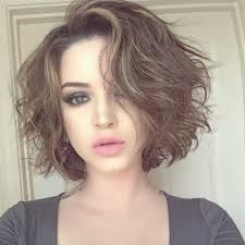 This is the men's business type hairstyle. 20 Feminine Short Haircuts For Wavy Hair Styles Weekly