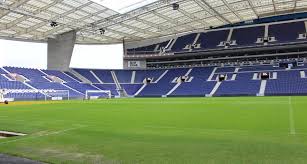 Das estádio do dragão (deutsch drachenstadion) ist ein fußballstadion in der portugiesischen stadt porto, in dem der fußballclub fc. Faninfos Porto Bvb De