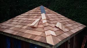 how to build a hip roof shed