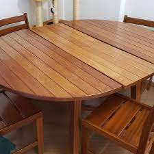 A mesa com pés estruturais é robusta e segura. Mesa De Madeira Com 6 Cadeiras Em Sao Paulo Clasf Casa E Jardim