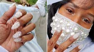 manicurist gina edwards creates pearl