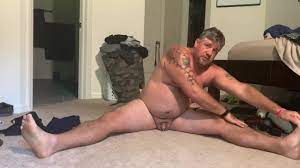 Naked Dad Bod Stretching - Pornhub.com