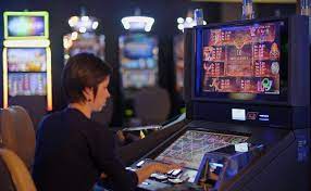 Importance of Choosing the Best Online Slot? - QuintDaily