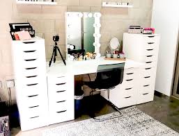 organized safiya nygaard s makeup room