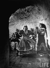 cave dwelling flamenco dancers of andalucia