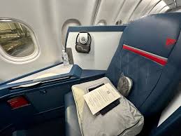 review delta one s a330 300 new york
