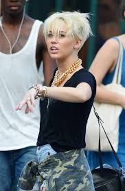 The star's mom tish cyrus gave her the cut with help from hairstylist sally hershberger via a digital. Miley Cyrus New Short Pixie Haircut 2012 New Hd Pics In Hairstyles Weekly