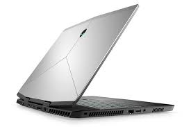 Alienware is an american computer hardware subsidiary of dell. Laptop Review Dell Xps Vs Alienware