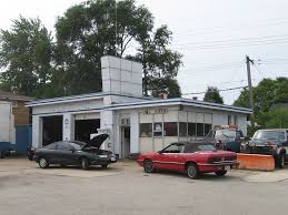 hometown gas station milwaukee wi