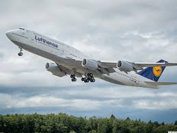 boeing 747 fades out but lufthansa