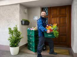 Tyden.cz | První potravinový e-shop u nás Tesco Online nákupy slaví  desetileté výročí, nákupy nyní doručuje v den objednání téměř ve všech  lokalitách