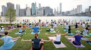 free yoga cles in 9 nyc parks this