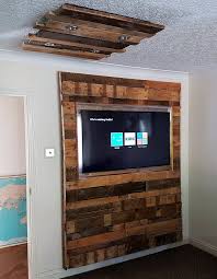 Wood Pallets Wall And Roof Lighting Art