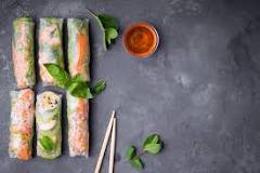 Do you eat spring rolls hot or cold?