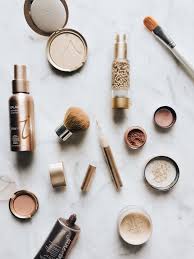 mineral based makeup and how i fake the