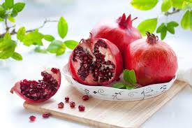 pomegranate nutritional facts health